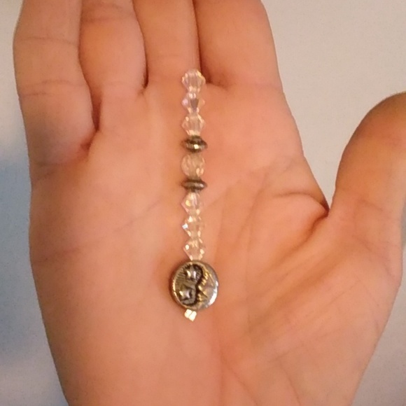 Whimsical ribbon wall decor made w Swarovski crystals - Picture 6 of 8